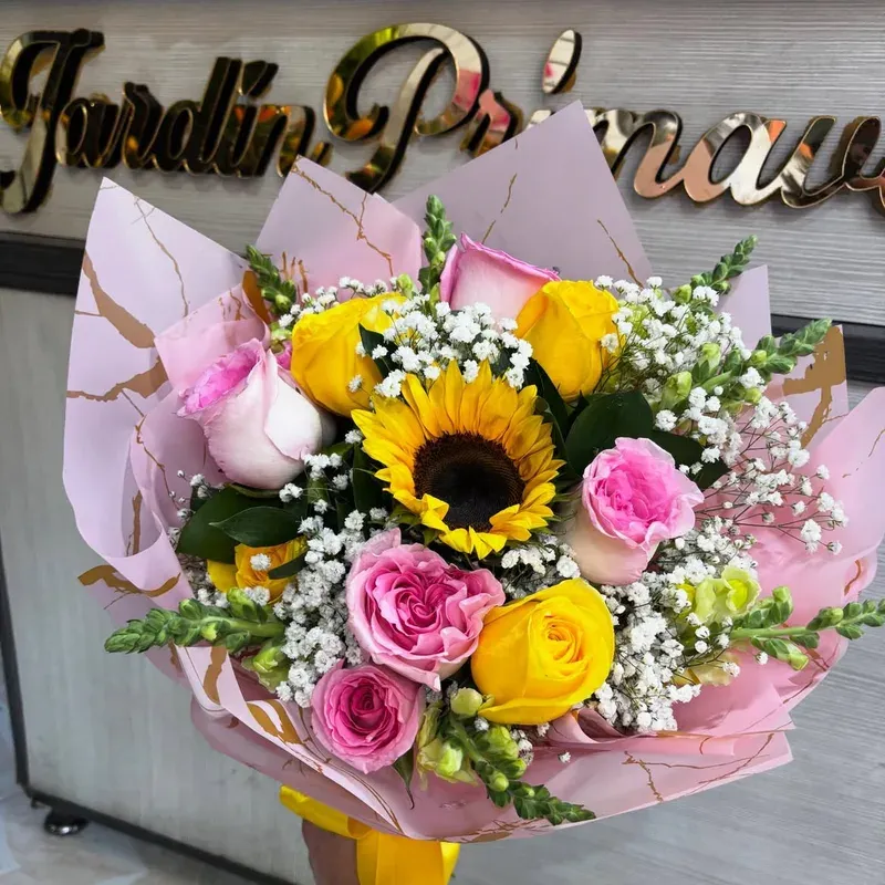 Canasta Clásica de Girasoles a domicilio en Manizales — Jardín Primavera Floristería