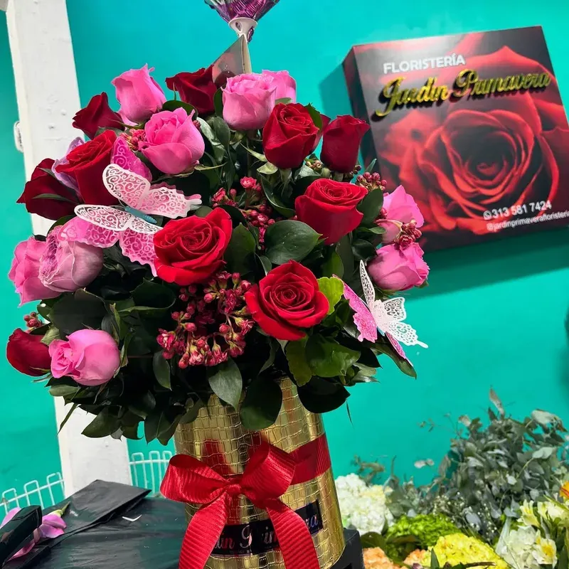 Ramo de Flores Mixtas en Tonos Vivos a domicilio en Manizales — Jardín Primavera Floristería