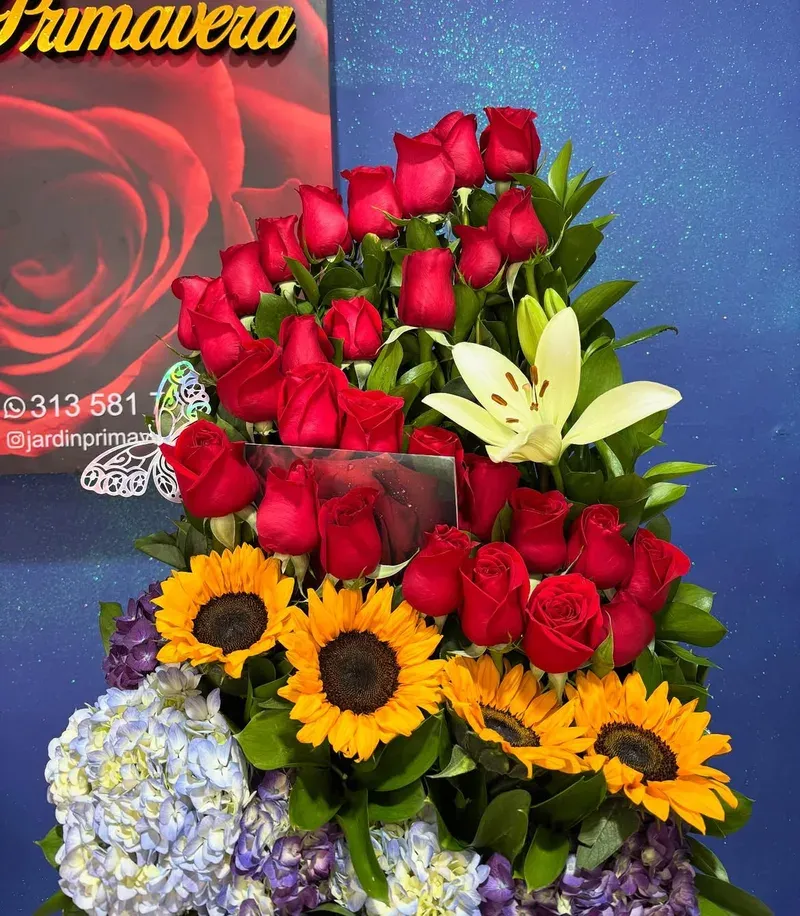 Ramo de Gerberas Coloridas a domicilio en Manizales — Jardín Primavera Floristería